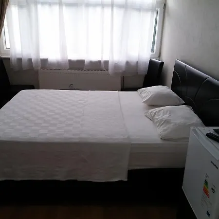 Deniz Otel *